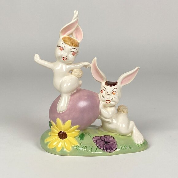 Vintage Holland Mold Anthropomorphic Bunnies Easter Egg Figurine Dated 1960 - Picture 1 of 8